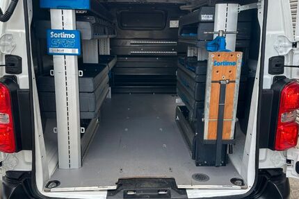 Opel Vivaro 93.172 km 17.200 &euro; Sindelfingen 71065