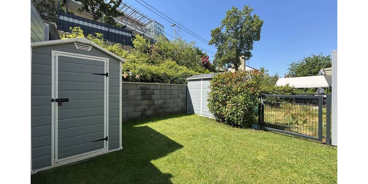 Reihenmittelhaus Freiberg am Neckar / Heutingsheim Heutingsheim - 4 Zimmer, 134 m&sup2;, 2.100&euro; | Angebot:26917533