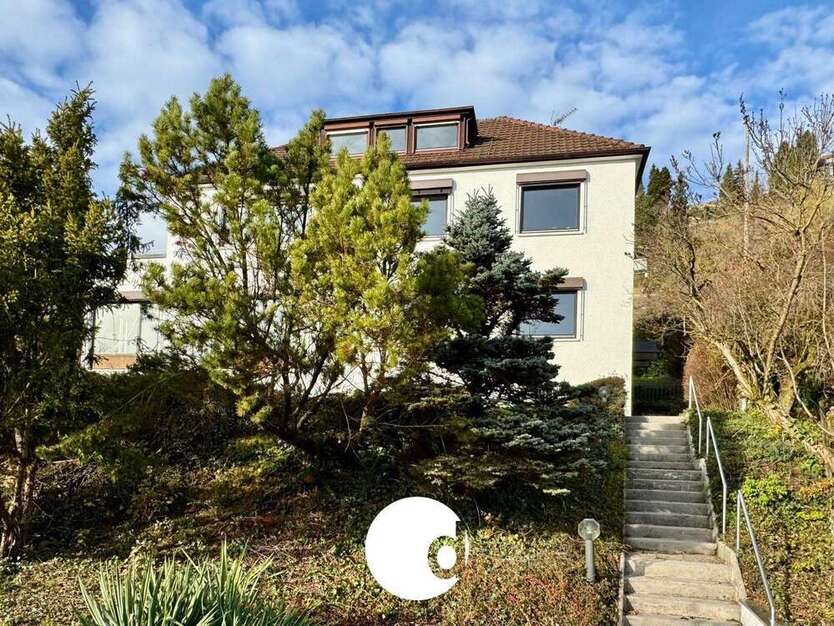 Haus zum Kaufen in Stuttgart 2.480.000 € 222 m²
