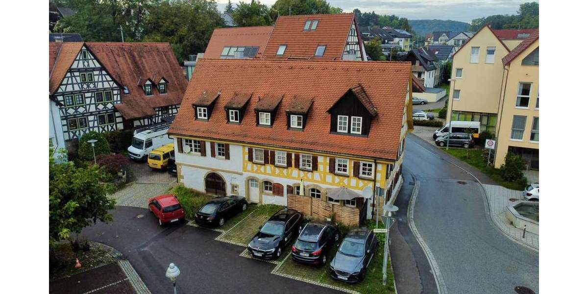 Haus zum Kaufen in Waiblingen Bittenfeld 899.000 € 359.5 m² 13 zimmer