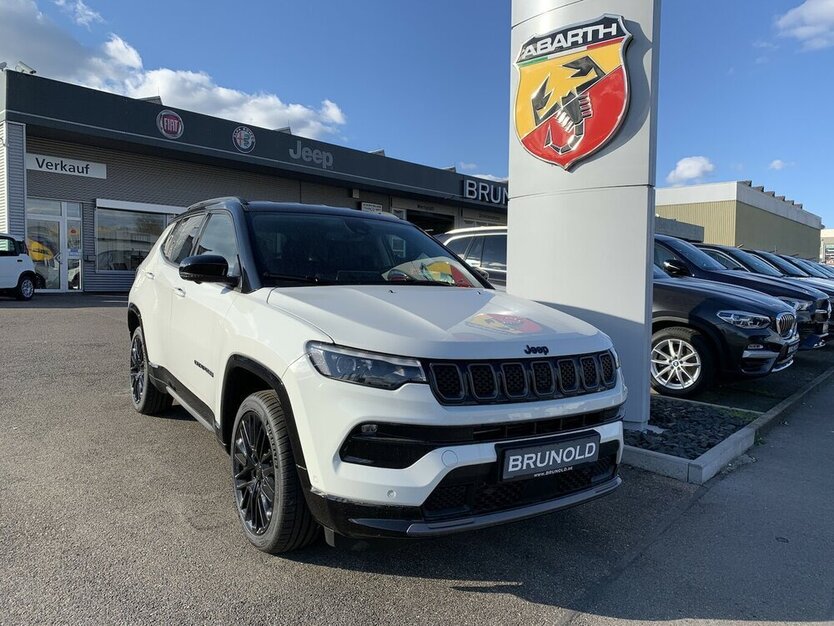 Compass 1.3 T4 4xe PLUG-IN HYBRID Automatik S