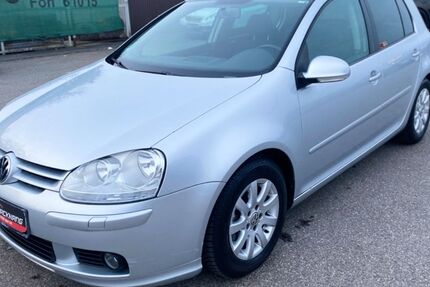 VW Golf 136.000 km 4.999 &euro; Backnang 71522
