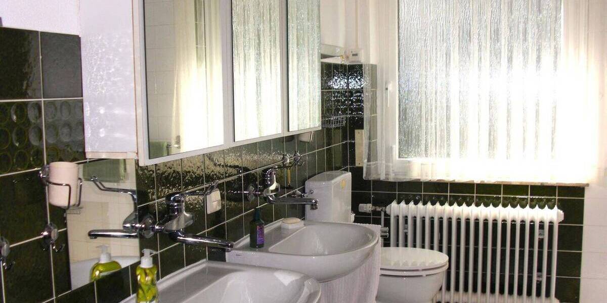 Bungalow Baltmannsweiler Hohengehren - 3 Zimmer, 136 m&sup2;, 469.000&euro; | Angebot:26476641