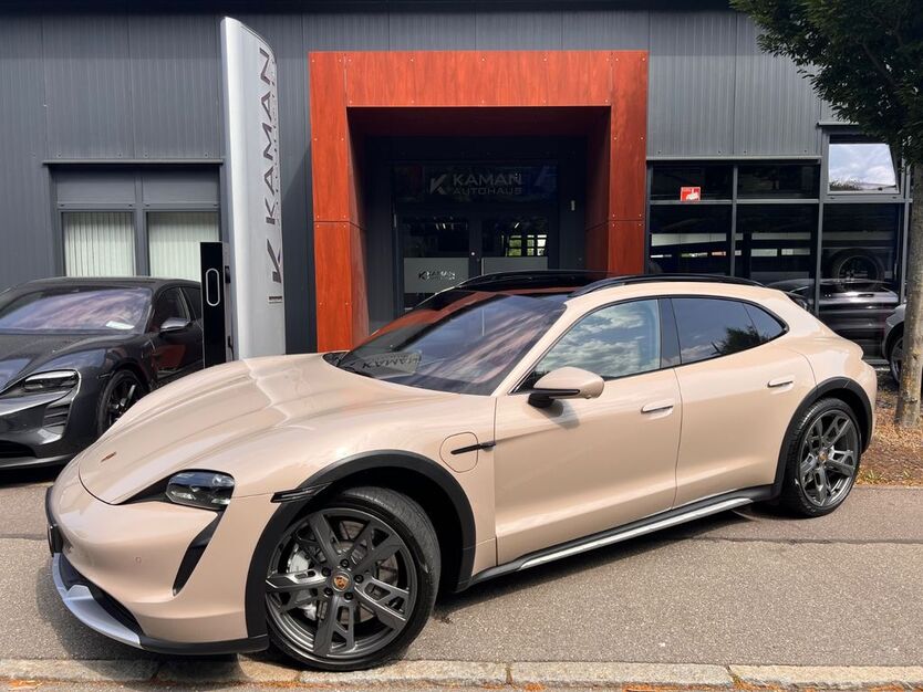 Porsche Taycan 1.800 km 106.500 € Sindelfingen 71065