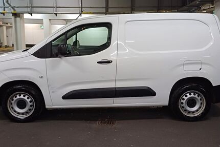 Peugeot Partner 85.000 km 11.750 € Esslingen am Neckar 73733