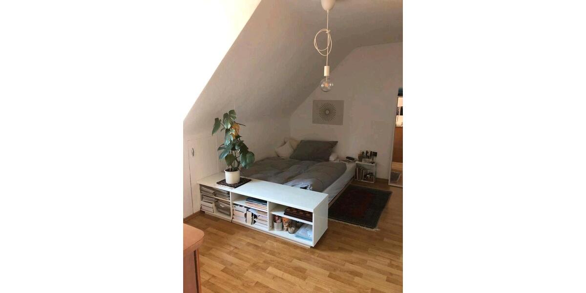 Maisonettenwohnung Stuttgart Botnang - 4.5 Zimmer, 87 m&sup2;, 1.200&euro; | Angebot:26317454
