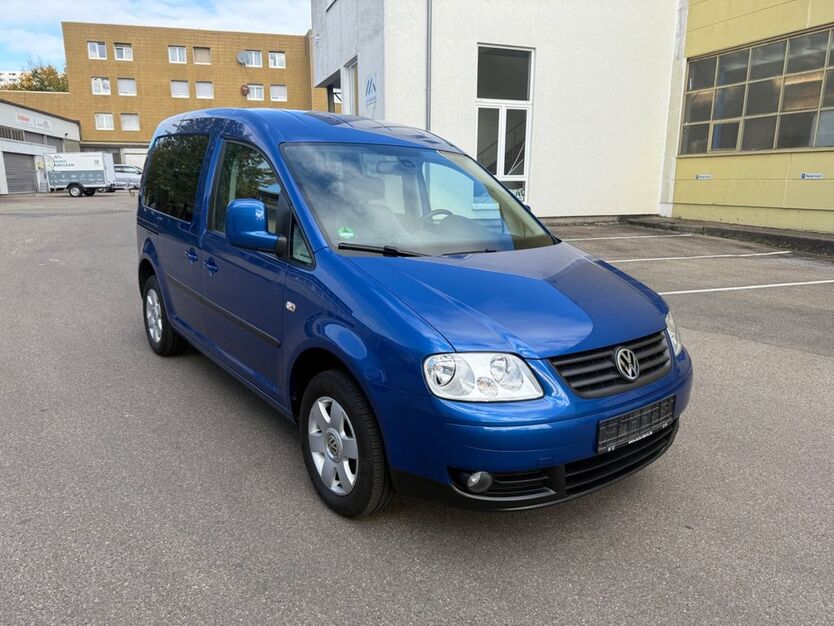 VW Caddy 76.000 km 8.940 € Möglingen 71696