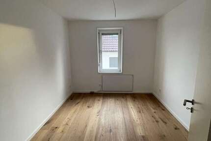 Wohnung Stuttgart Zuffenhausen - 3 Zimmer, 65 m&sup2;, 1.254&euro; | Angebot:26884472