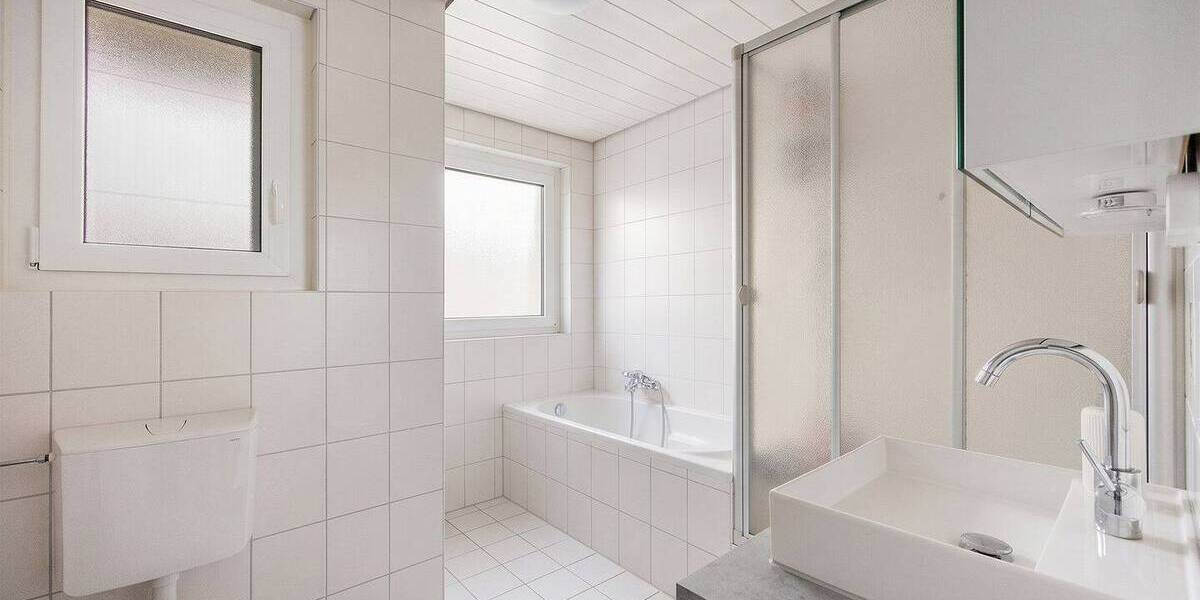 Etagenwohnung Marbach am Neckar Marbach - 3 Zimmer, 94 m&sup2;, 248.000&euro; | Angebot:26929904