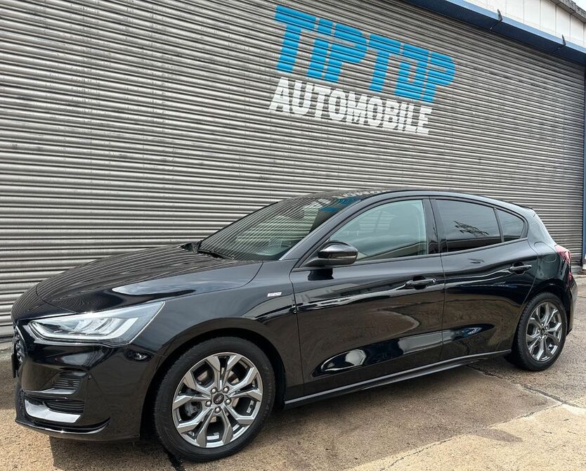 Ford Focus 42.141 km 20.990 € Sindelfingen 71065