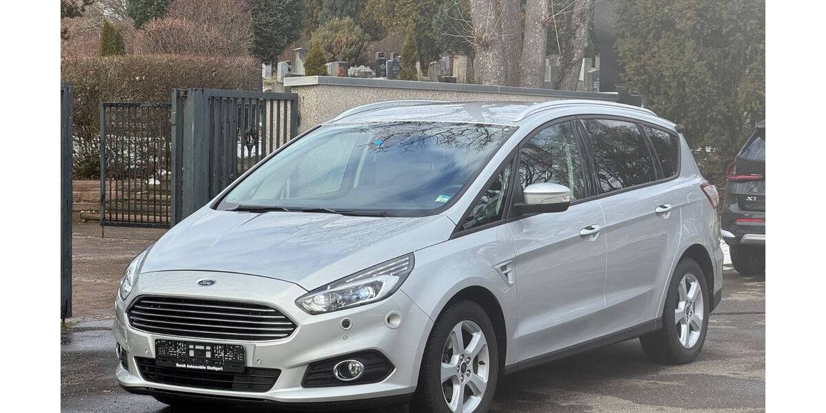 Ford S-Max 92.268 km 13.990 &euro; Stuttgart 70374