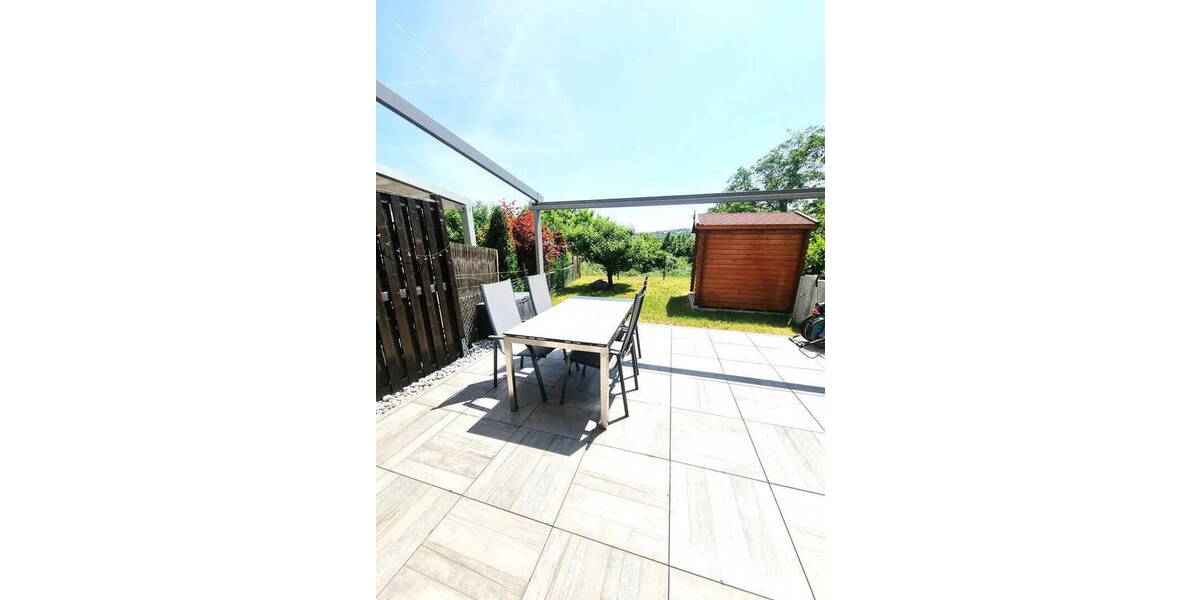 Reihenmittelhaus Stuttgart Feuerbach - 4 Zimmer, 110 m&sup2;, 679.000&euro; | Angebot:26253573