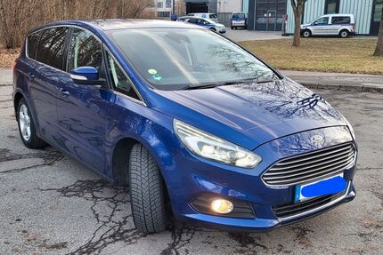 Ford S-Max 128.000 km 13.990 &euro; Stuttgart 70565