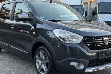 Dacia Lodgy 210.700 km 7.990 &euro; Holzgerlingen 71088