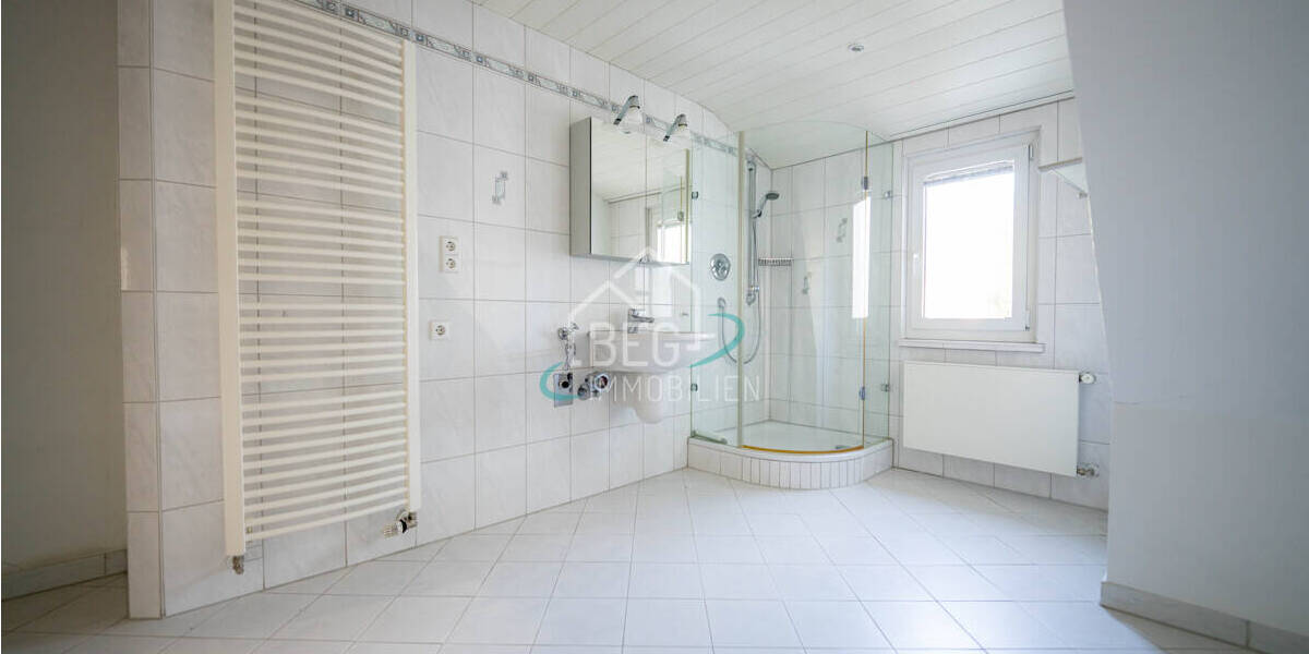 Etagenwohnung Esslingen am Neckar Stadtmitte - 4 Zimmer, 103 m&sup2;, 324.900&euro; | Angebot:26244026