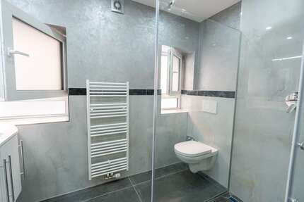 Wohnung zum Mieten in Stuttgart 1.280 € 80 m² 3 zimmer