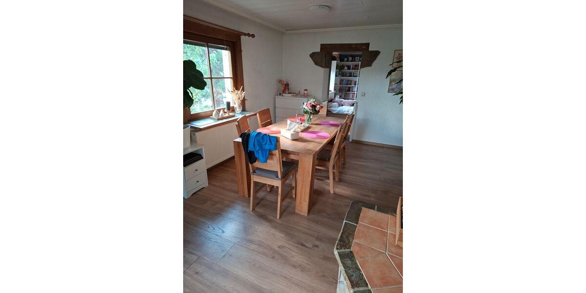 Etagenwohnung Schönaich - 6 Zimmer, 140 m&sup2;, 1.900&euro; | Angebot:26699186