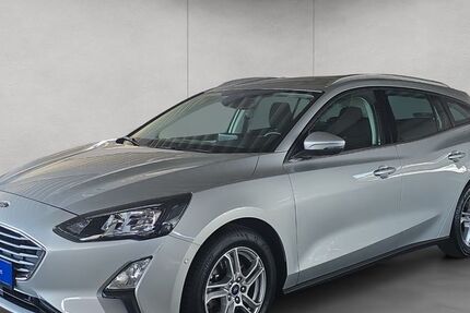 Ford Focus 27.656 km 16.890 € Tübingen 72072