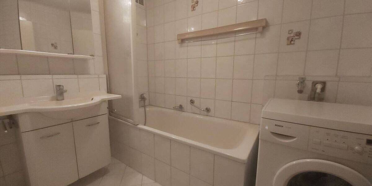 Etagenwohnung Stuttgart Münster - 3 Zimmer, 77 m&sup2;, 260.000&euro; | Angebot:25694970