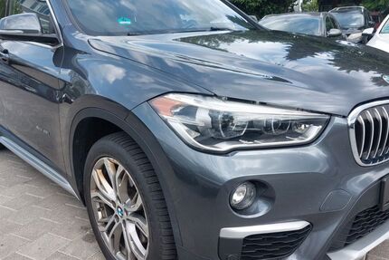 BMW X1 213.693 km 8.999 &euro; Fellbach 70736