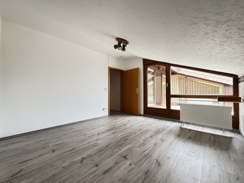 Freistehendes 3-Familienhaus in guter und ruhiger Wohnlage