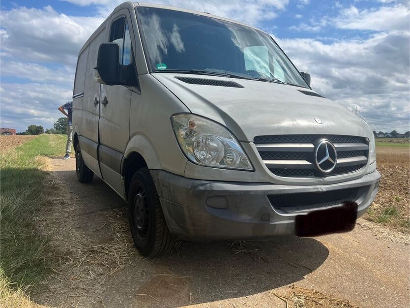 Mercedes-Benz Sprinter 240.000 km 7.900 € Münchingen 70825