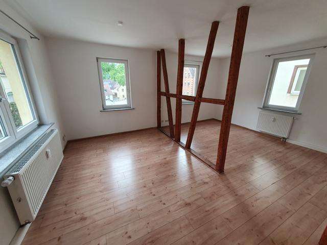 Einfamilienhaus Stuttgart Stuttgart-Ost - 10 Zimmer, 226 m&sup2;, 780.000&euro; | Angebot:26256152