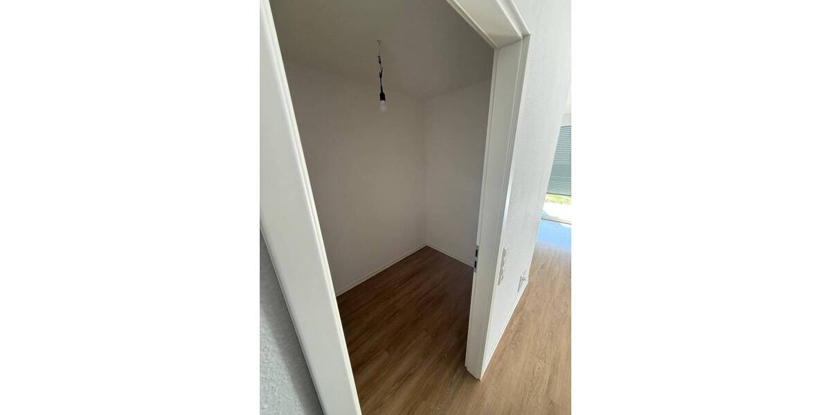 Etagenwohnung Esslingen am Neckar Weil - 3 Zimmer, 80 m&sup2;, 1.295&euro; | Angebot:26189583