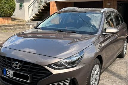 Hyundai i30 49.024 km 13.900 &euro; Filderstadt 70794