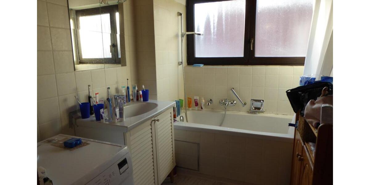 Etagenwohnung Ludwigsburg Hoheneck - 3.5 Zimmer, 77 m&sup2;, 264.000&euro; | Angebot:26088055