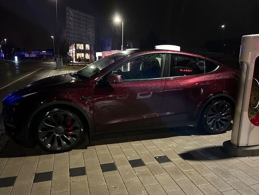 Tesla Model Y 39.564 km 49.900 € Wernau 73249