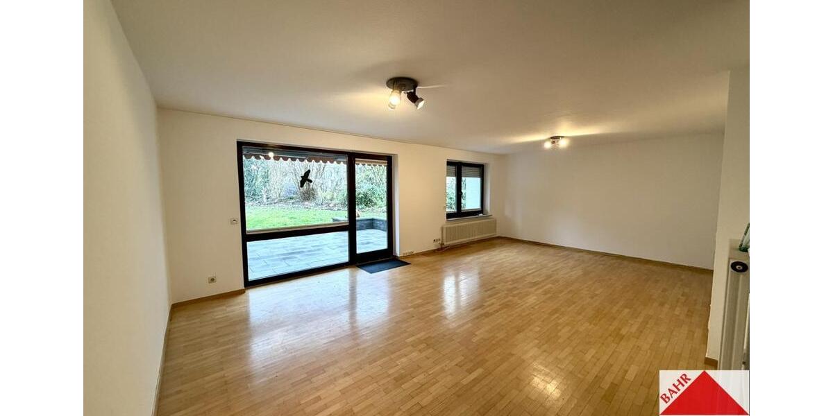 Einfamilienhaus Sindelfingen Sindelfingen (Stadt) - 6 Zimmer, 200 m&sup2;, 3.000&euro; | Angebot:25043609