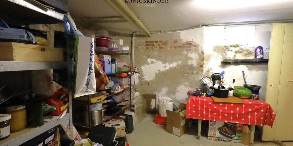 Mehrfamilienhaus, Wohnhaus Stuttgart-Möhringen Möhringen - 8 Zimmer, 213 m&sup2;, 1.235.000&euro; | Angebot:22101614