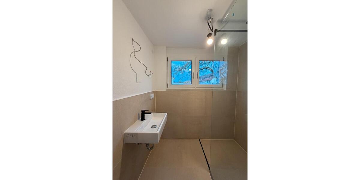 Reihenhaus Stuttgart Stuttgart-West - 8 Zimmer, 197 m&sup2;, 3.100&euro; | Angebot:24574194