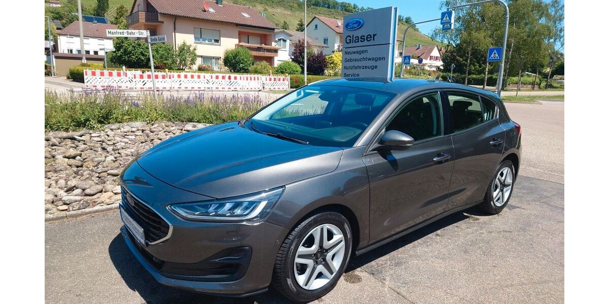 Ford Focus 40.892 km 14.990 &euro; Illingen - Schützingen 75428