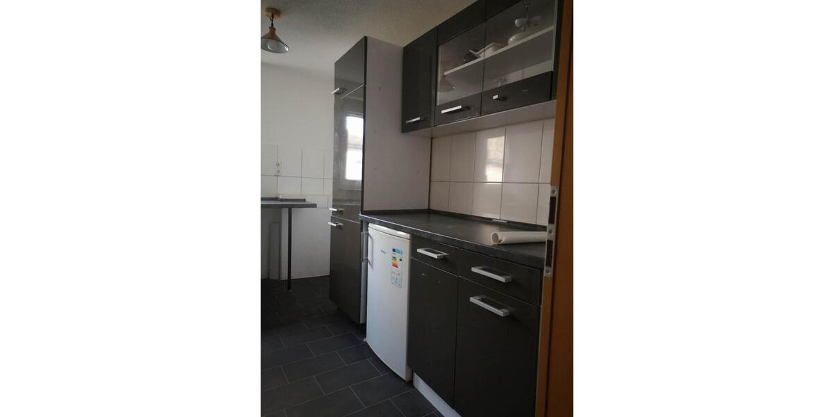 Etagenwohnung Stuttgart Zuffenhausen - 3.5 Zimmer, 90 m&sup2;, 1.050&euro; | Angebot:26136018