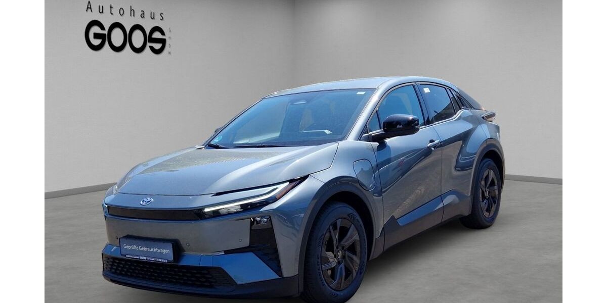 Toyota C-HR 1.111 km 42.490 &euro; Nürtingen 72622