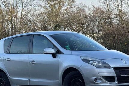 Renault Scenic 260.000 km 3.000 &euro; Murr 71711