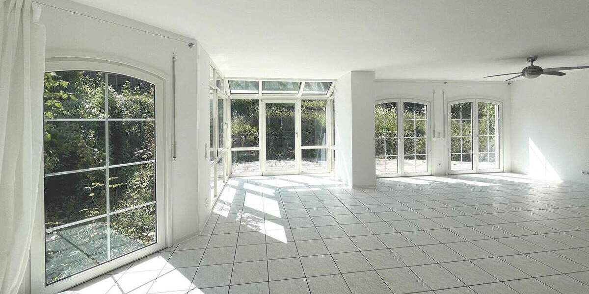 Einfamilienhaus Stuttgart Nord - 7 Zimmer, 242 m&sup2;, 1.690.000&euro; | Angebot:24696329