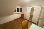 Dachgeschoßwohnung Stuttgart Luginsland - 14 Zimmer, 68 m&sup2;, 400&euro; | Angebot:26396759