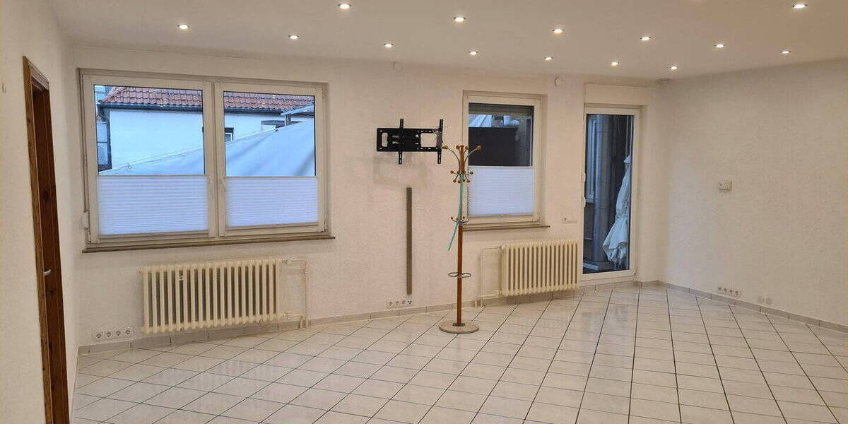Terrassenwohnung D-70736 Fellbach Fellbach - 3 Zimmer, 78 m&sup2;, 1.200&euro; | Angebot:26888821