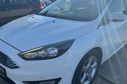 Ford Focus 175.000 km 6.950 € Sindelfingen/Stuttgart 71069