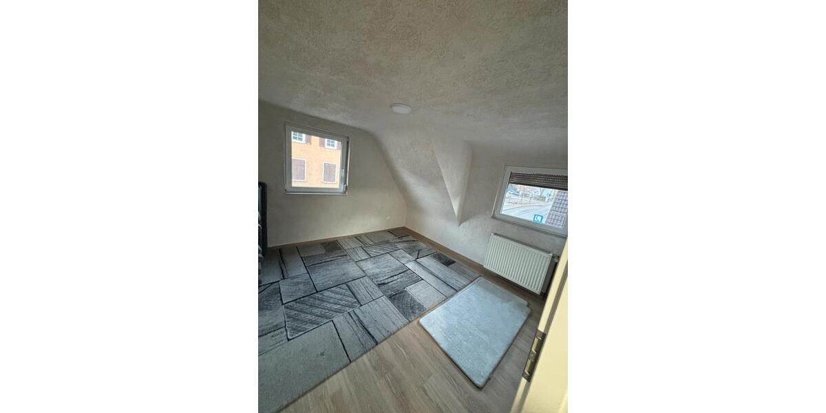 Maisonettenwohnung Oberboihingen - 4 Zimmer, 20 m&sup2;, 950&euro; | Angebot:25106607