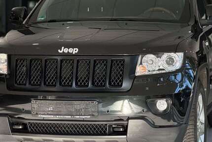 Jeep Grand Cherokee 169.572 km 12.950 € Weil im Schönbuch 71093