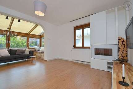 Wohnung zum Mieten in Stuttgart 1.990 € 79 m² 3.5 zimmer