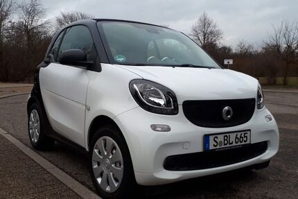 Smart ForTwo 47.970 km 8.850 &euro; Stuttgart 70563