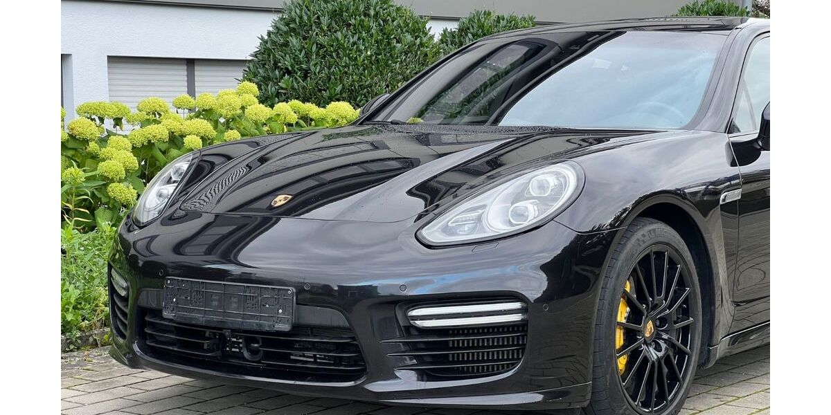 Porsche Panamera 212.000 km 29.900 &euro; Frickenhausen 72636