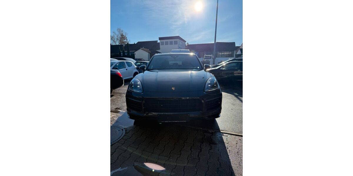 Porsche Cayenne 33.000 km 83.000 &euro; Asperg 71679