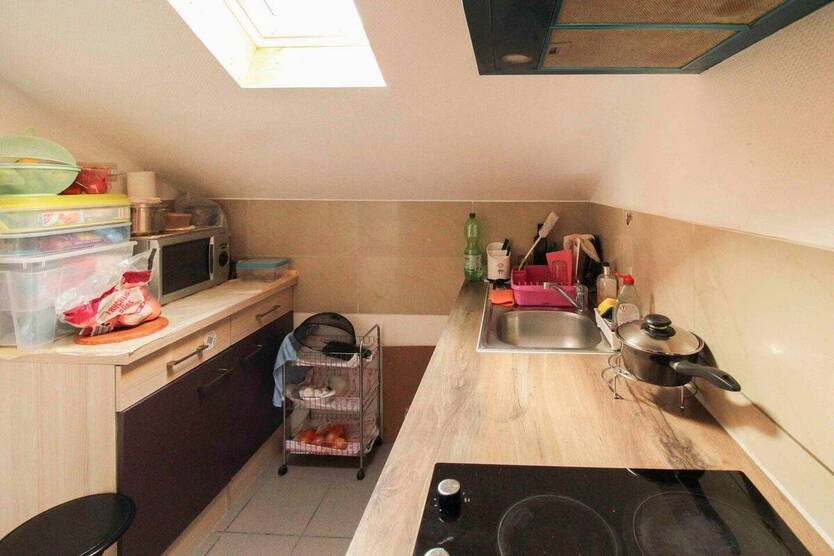 Teilvermietetes MFH mit 4 Einheiten und Top-Potenzial in Sackgassenlage zur flexiblen Nutzung 1 zimmer