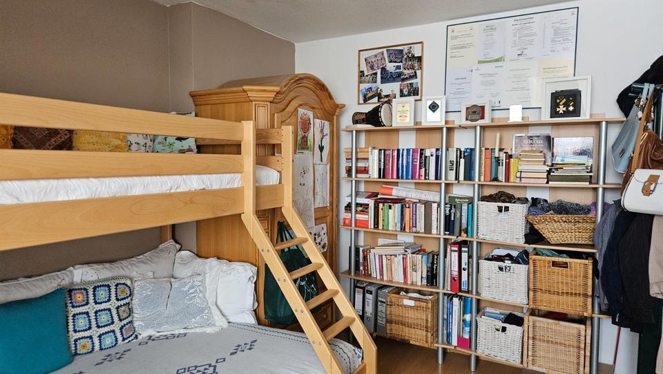 Helle, attraktive 3,5 Zimmer-Dachgeschoßwohnung mit Terrasse
